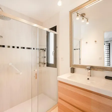 Des Oliviers Apartment *